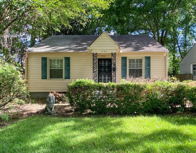 2 bed, 1 bath near the University of Memphis - 2 bed, 1 bath near the University of Memphis House