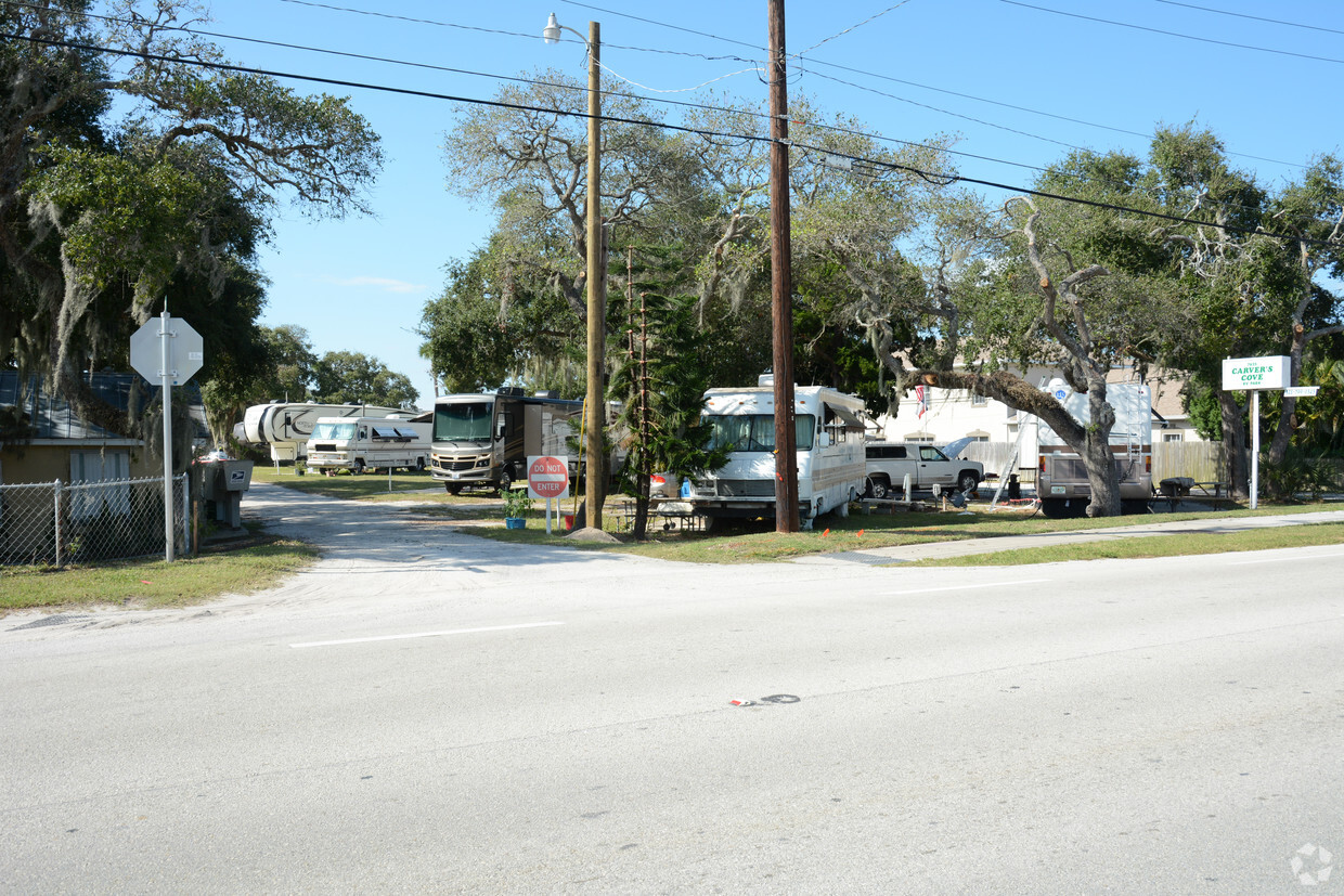 Primary Photo - Carver Cove