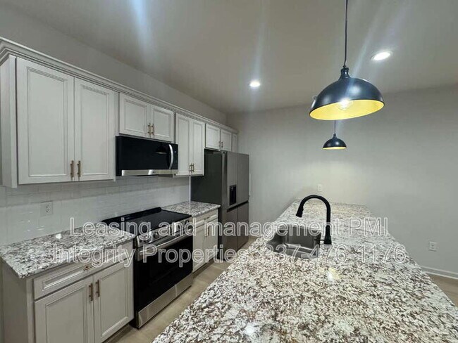 Foto del edificio - 101 Foster Grove Drive