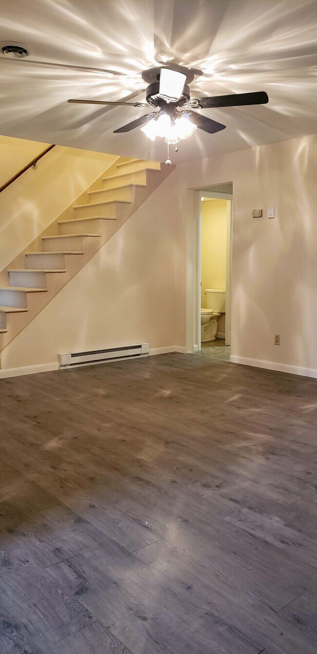 Living room - 11850 Village Heights Dr