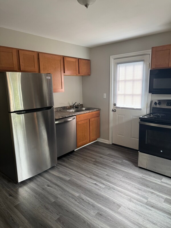 Photo - 6711 Schuster Ct (Cincinnati, OH) Apartment