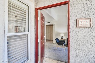 Building Photo - 5055 W Hacienda Ave