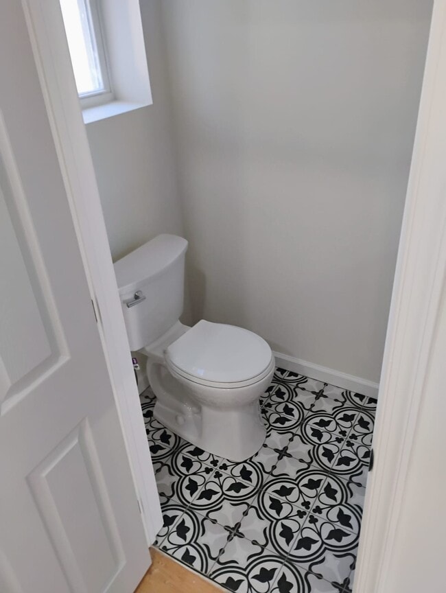 Building Photo - 1505 N Conestoga St