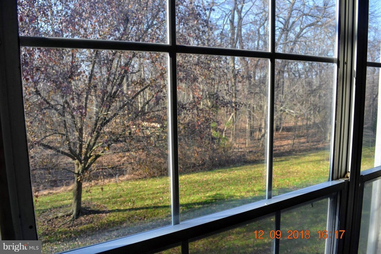 324 Walden Cir, Robbinsville Township, NJ 08691 Room for Rent in