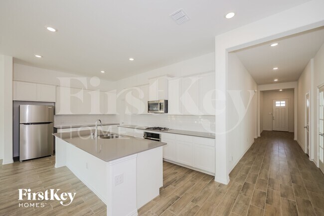 Building Photo - 2529 Olvera Ct