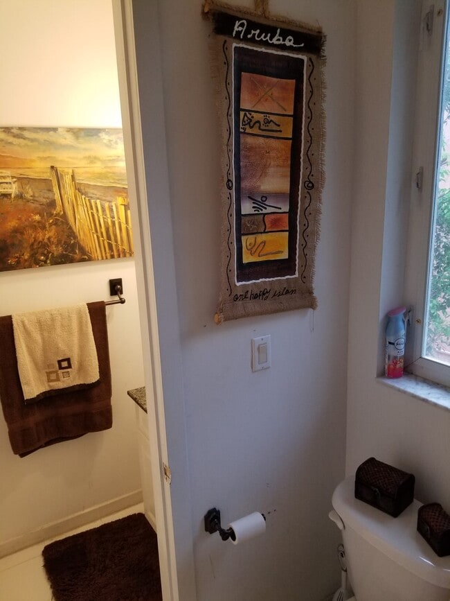 Photo - 1140 NW 18th Pl House