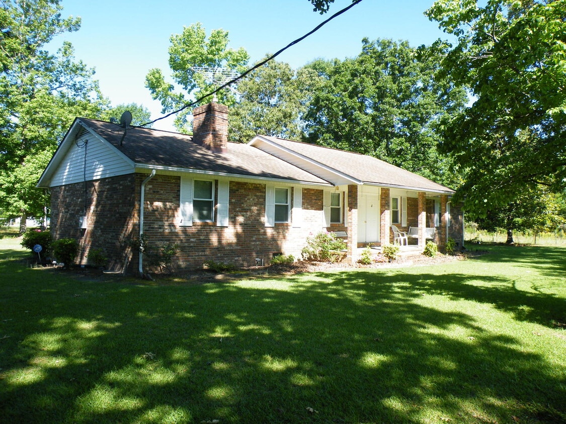 Primary Photo - Coming Soon! Lovely Brick House for Rent/ ...