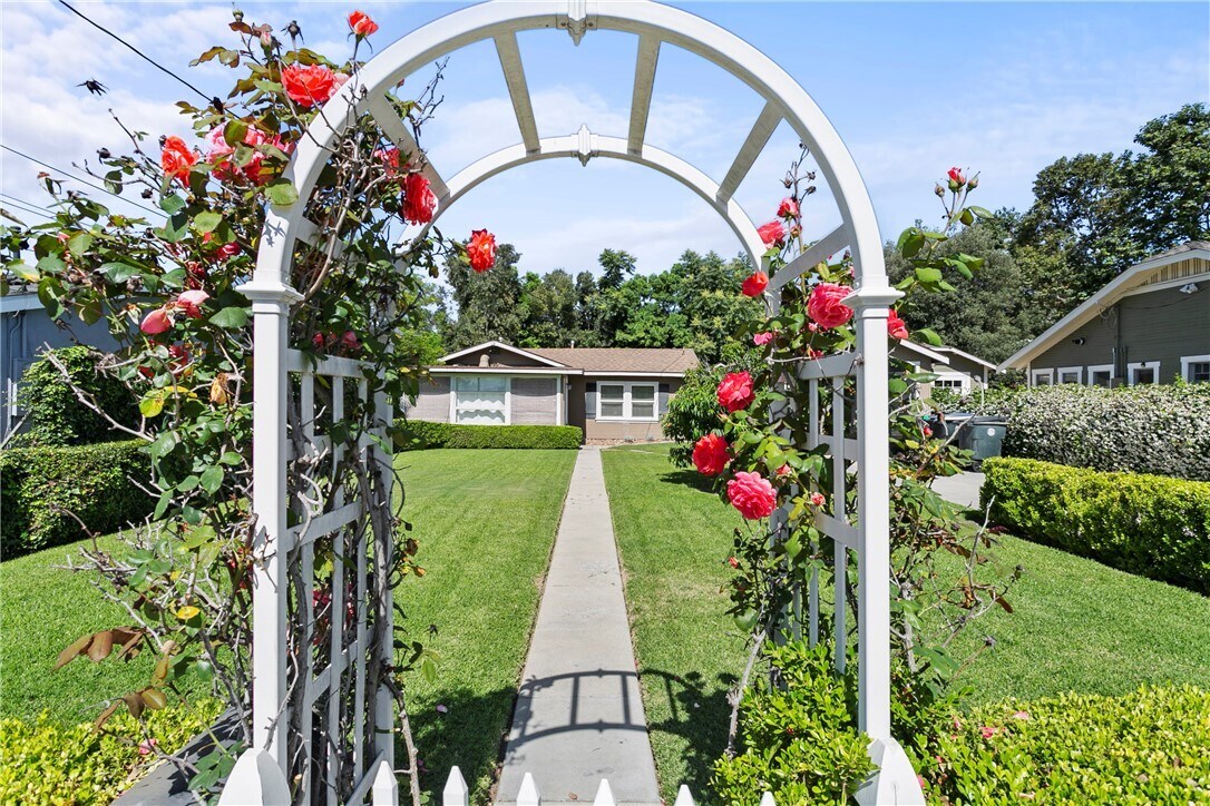 148 N A St, Tustin, CA 92780 House Rental in Tustin, CA