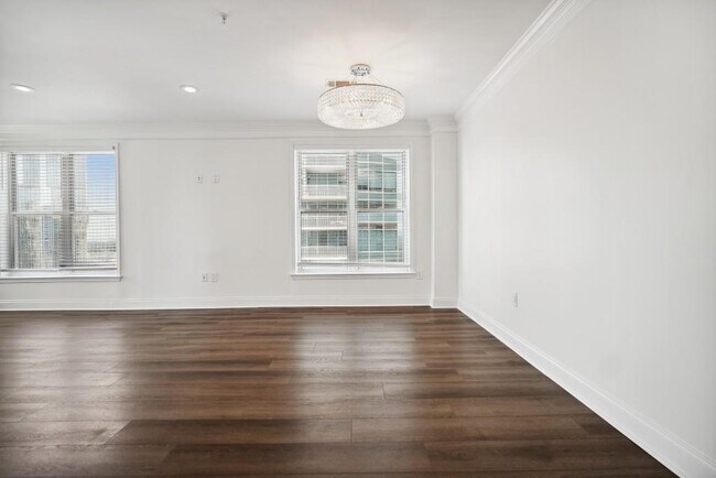 Foto del edificio - 3334 Peachtree Rd NE