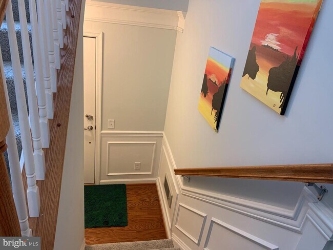 Building Photo - 3050 Rittenhouse Cir