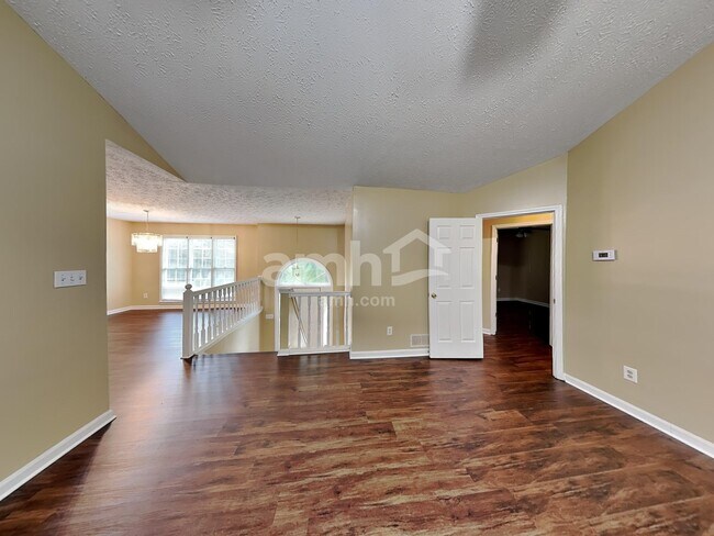 Foto del edificio - 304 Legacy Park Dr