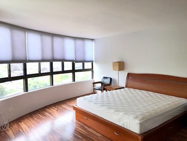Foto del edificio - $3,400, Plaza HI Kai Condo, Furnished 2-Be...
