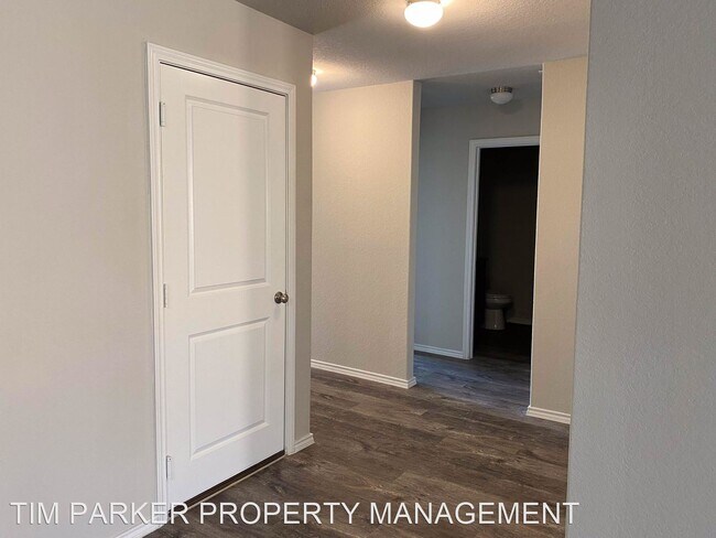 Building Photo - 3 br, 2 bath House - 9831 Marbach Crest