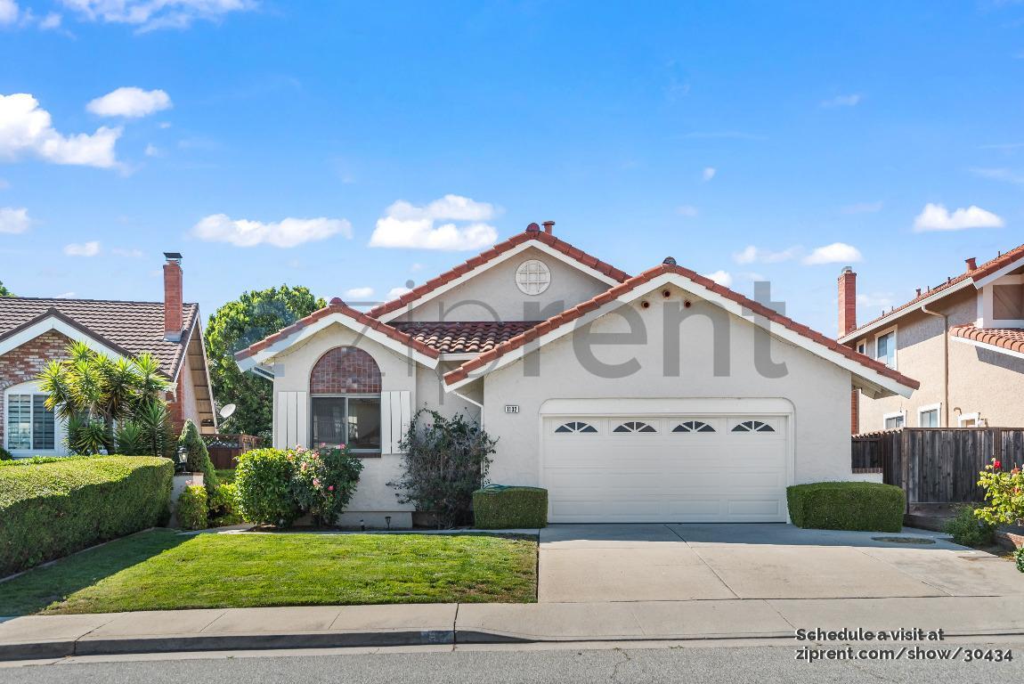 Foto principal - 1132 Pebblewood Way