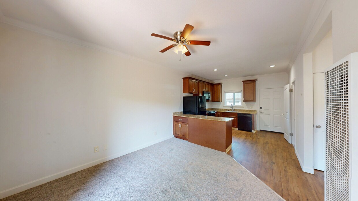 Foto principal - 16914 Sonoma Hwy