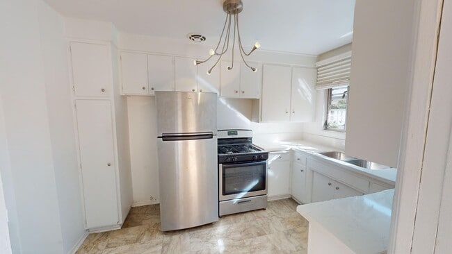 Interior Photo - Sweetzer Gardens