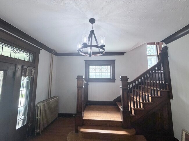 Foto del edificio - 1258 Agnes Pl