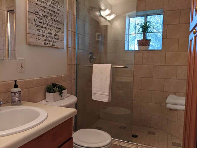 Foto del edificio - 3012 N 17th Ave