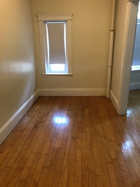 Building Photo - 1402 Beacon St