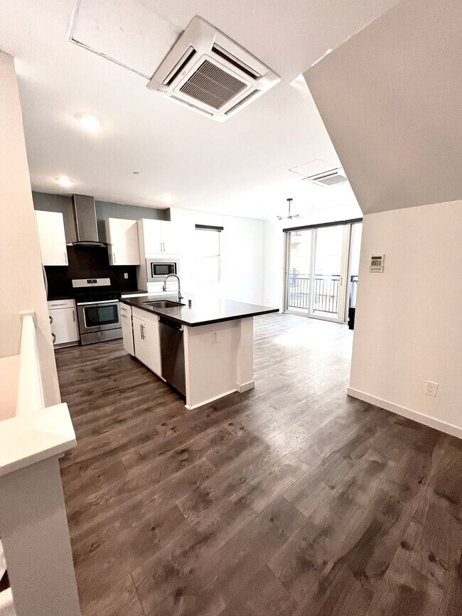 Foto del edificio - 484 Tailoff Ln