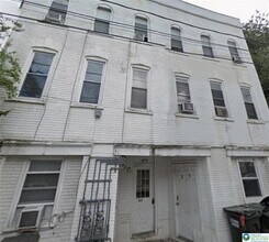 Building Photo - 1218 Mechanic St