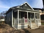 Foto principal - New modern 2 bed / 1 bath with fenced yard...