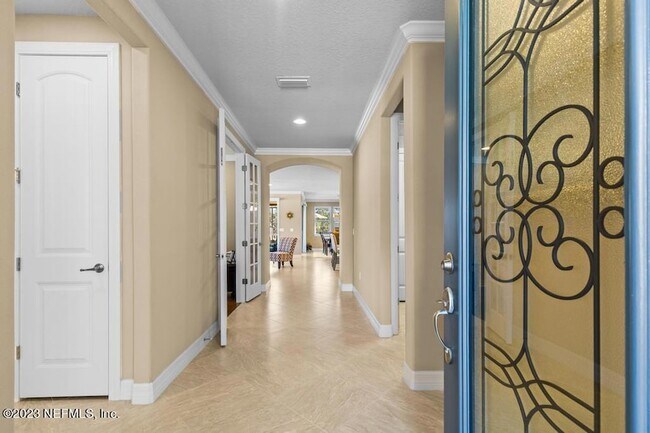 Foto del edificio - 280 Winding Path Dr