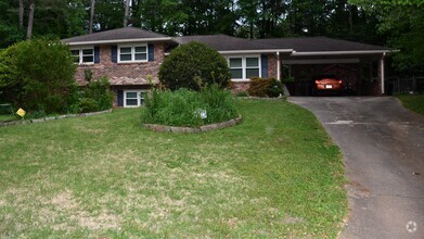 Building Photo - 3561 Montreal Way
