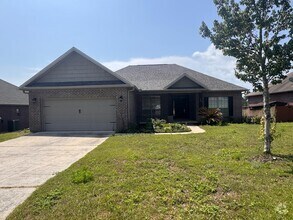 Building Photo - 744 Lime Ln