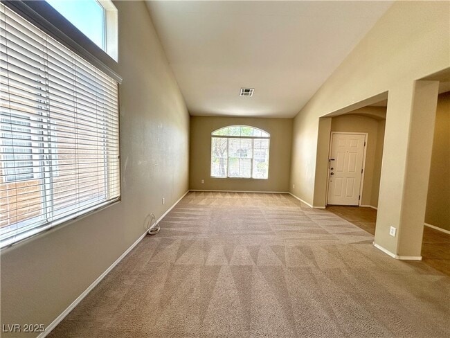 Building Photo - 8686 Bolton Ct