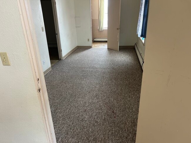 Living room - 124 1/2 N Cedar Ave