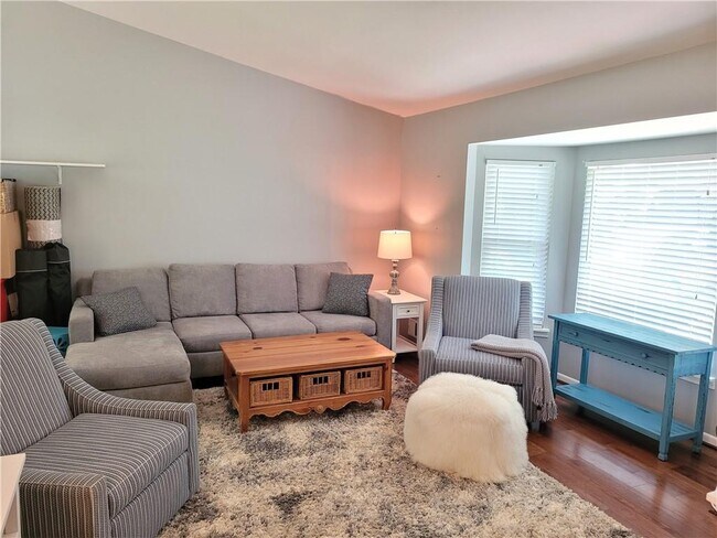 Building Photo - 9725 Loblolly Ln