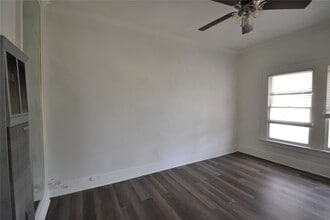 Building Photo - 1517 Bonnie Brae St
