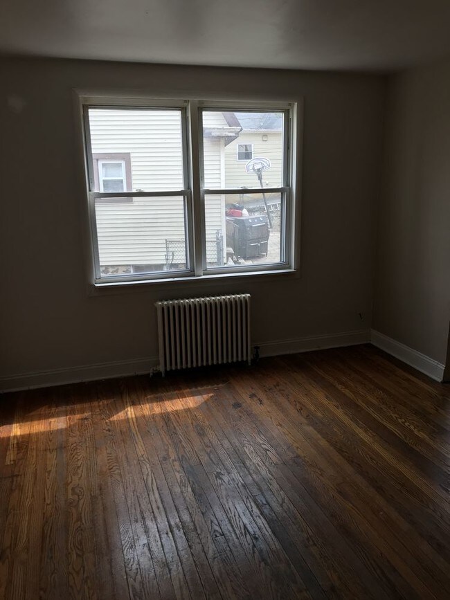 Building Photo - 6023 Gwynn Oak Ave
