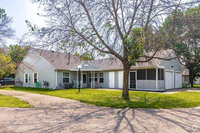 Building Photo - Cottages of Aspen