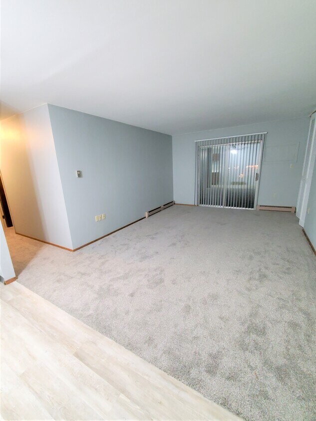 300 N Main St Unit 6, Cedar Grove, WI 53013 300 N Main St Cedar Grove, WI