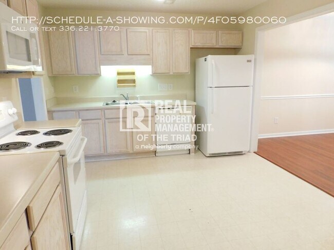 Foto del edificio - 2039 WaterStone Loop