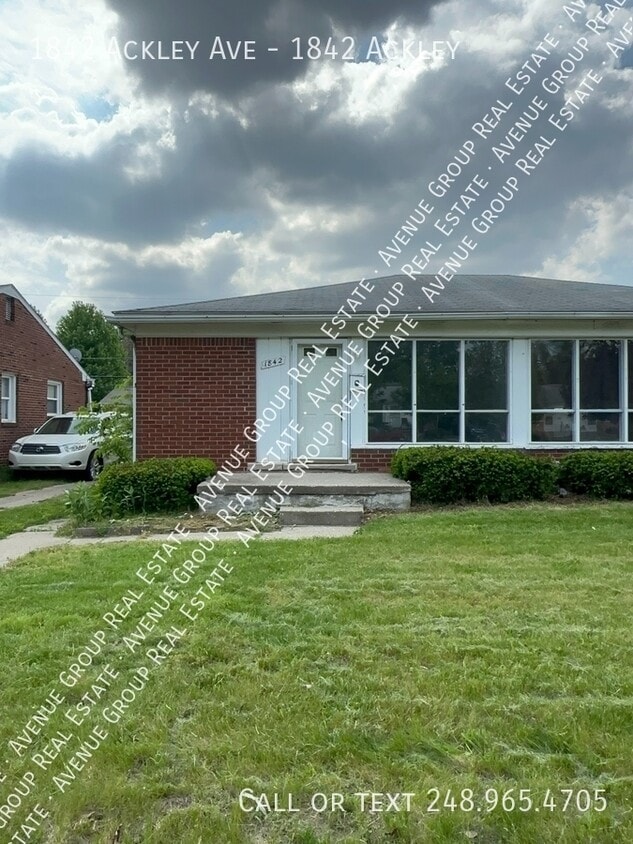 1842 Ackley Ave Unit 1842 Ackley, Westland, MI 48186 Room for Rent in