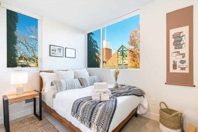 Foto del edificio - 65 W Dravus St