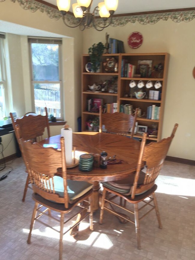 Foto del edificio - 13621 Maple Leaf Dr.