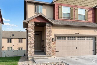 Building Photo - 1254 Willowbrook Ln