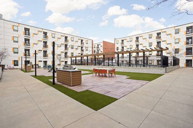 Patio exterior y zona de barbacoa - Lockerbie Lofts