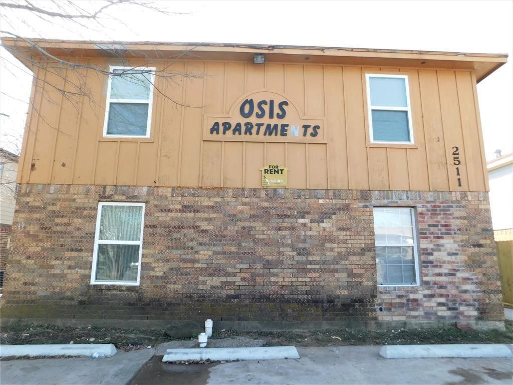 Foto principal - 2511 W Prairie St