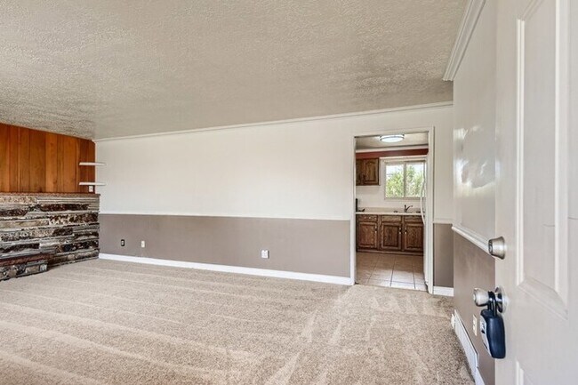 Building Photo - 1186 E Valhalla Drive, Clearfield, UT, 84015