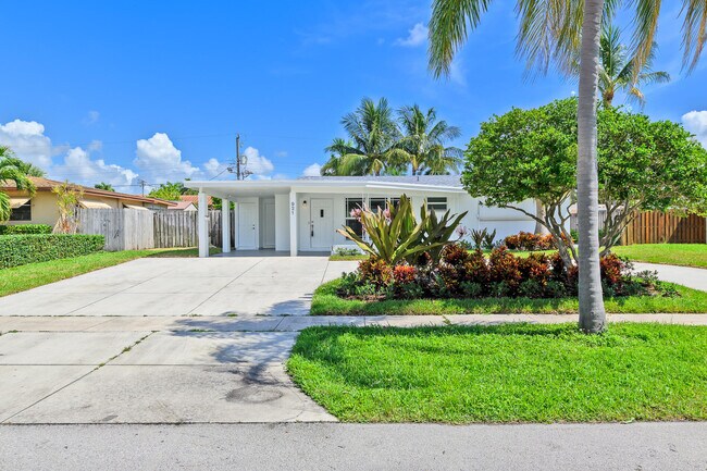 Foto del edificio - 921 SE 15th Ct