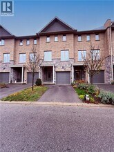 Building Photo - 30 Balmoral St