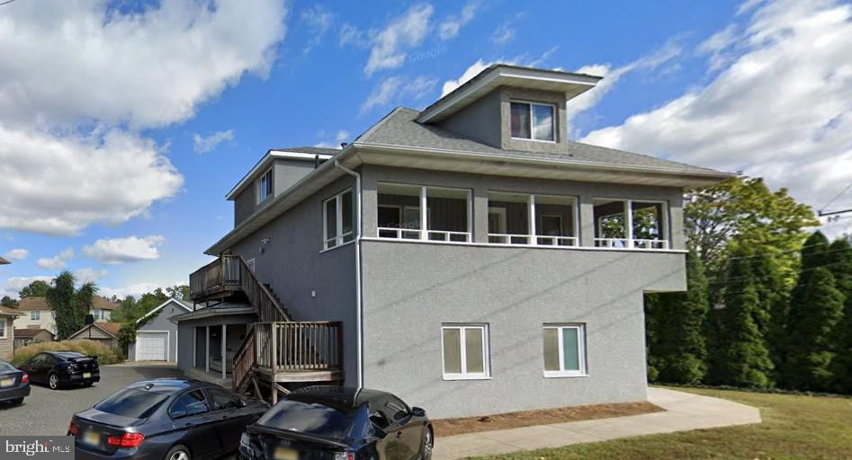 Foto principal - 301 Oakwood Ave