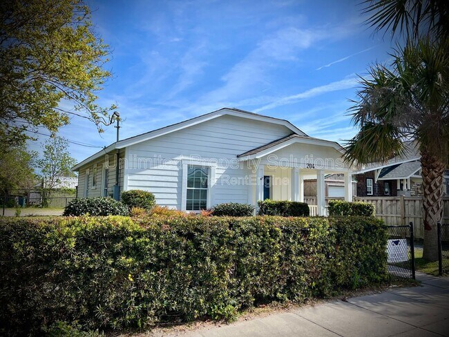 Foto del edificio - 204 Cape Fear Blvd