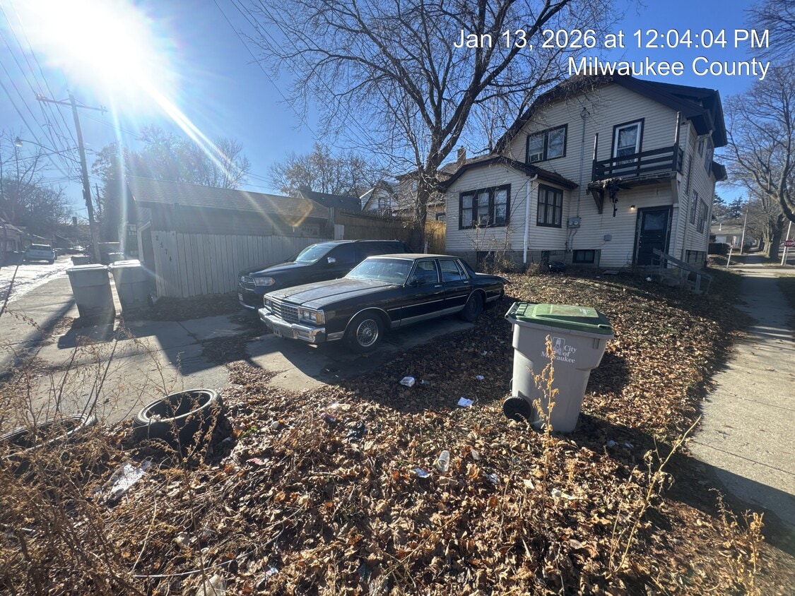 Building Photo - 2578 N 52nd St