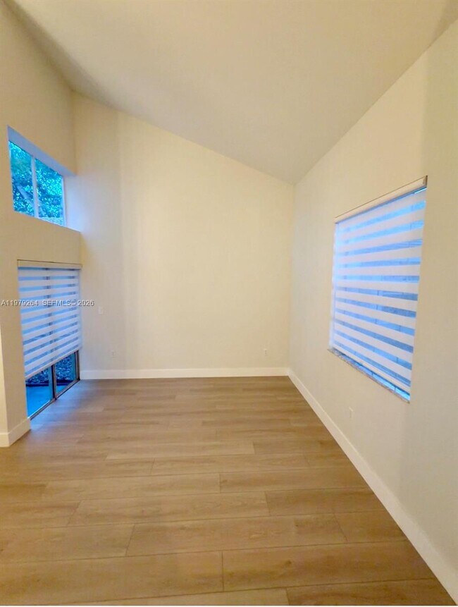 Foto del edificio - 1246 NW 125th Terrace